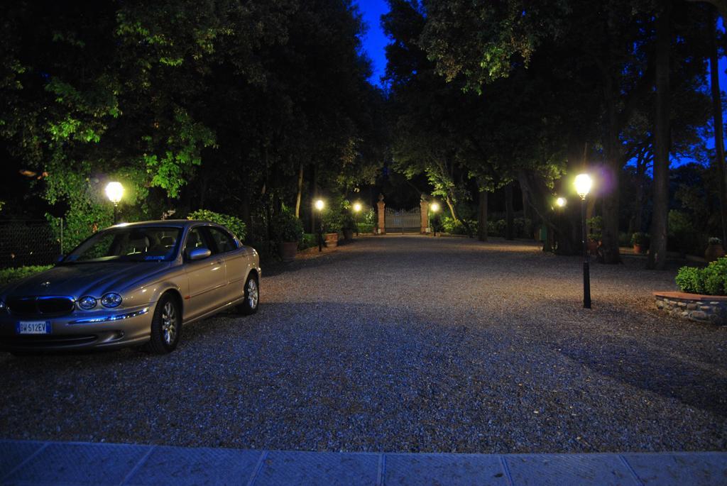 Villa Il Sasso - Dimora D'Epoca Bagno A Ripoli Exterior photo